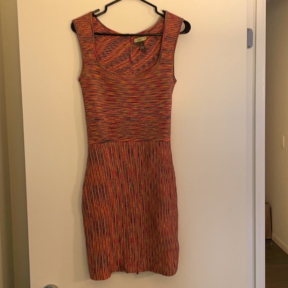 ❌SOLD❌ Summer dress size S extra stretchy - Picture 2 of 4